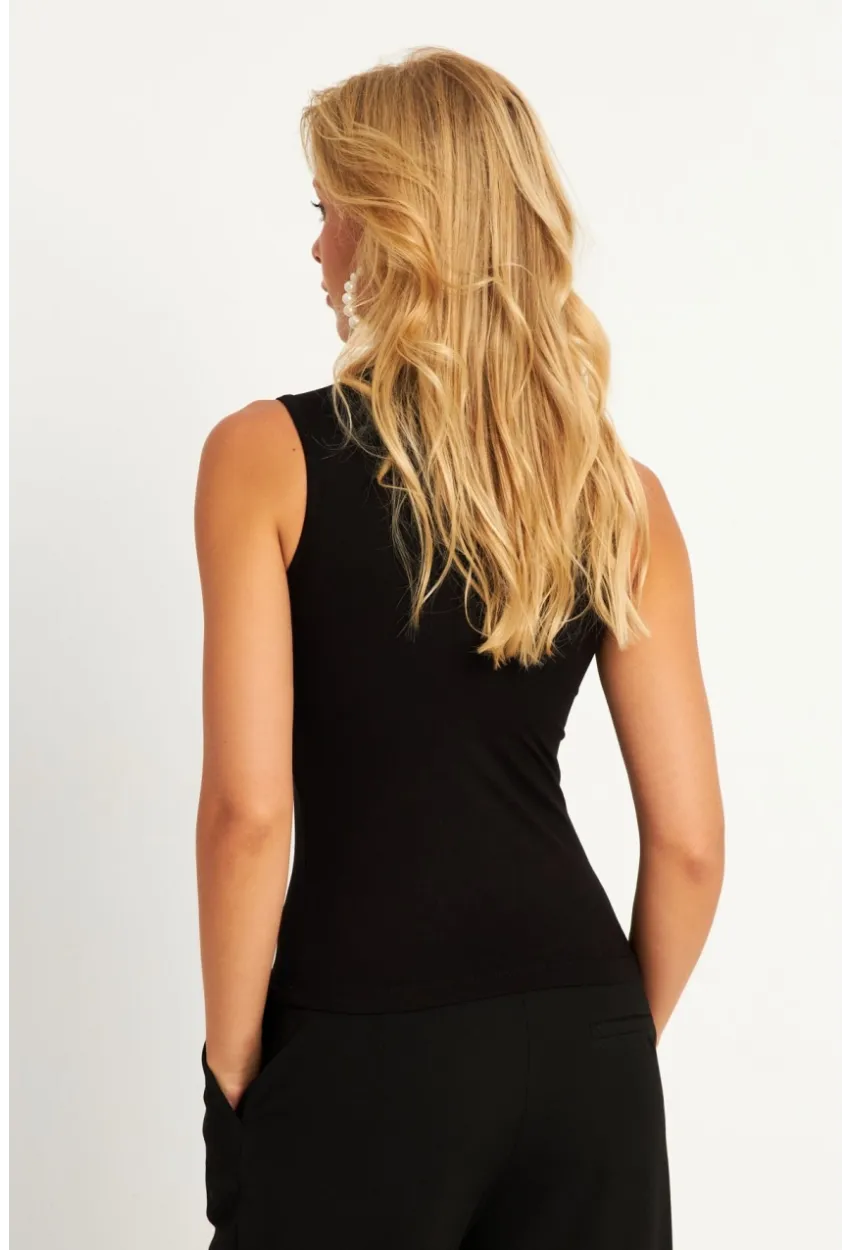 Kadın Siyah Dantel Detaylı Bluz EY2842