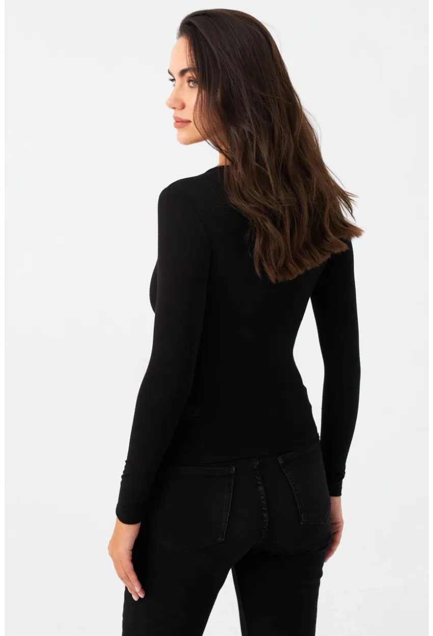 Kadın Siyah Dantel Detaylı Bluz EY2951