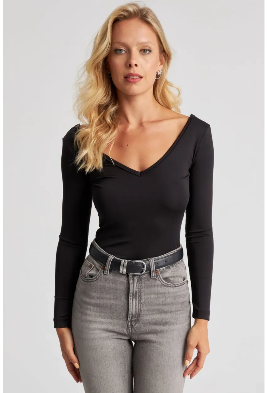 Kadın Siyah Dantel Detaylı V Yaka Bluz EY2672
