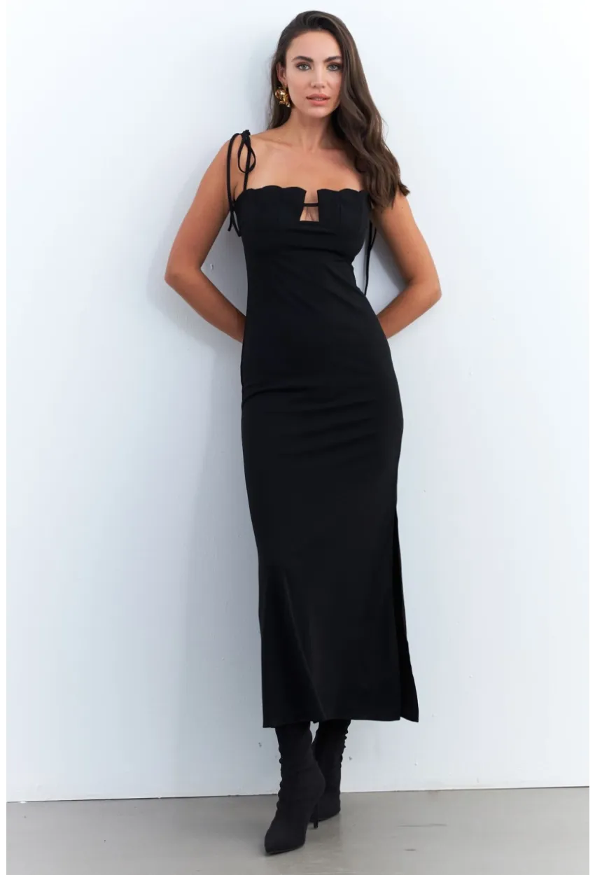 Kadın Siyah Dekolteli Yırtmaçlı Maxi Elbise YEL95