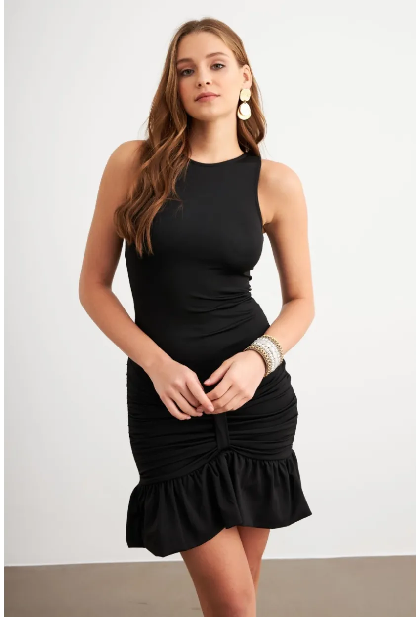 Kadın Siyah Etegi Volanlı Mini Elbise DCF026