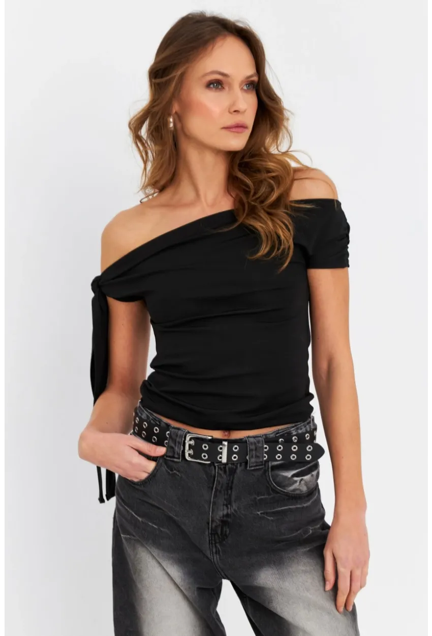 Kadın Siyah Fiyonklu Crop Bluz SDY1247