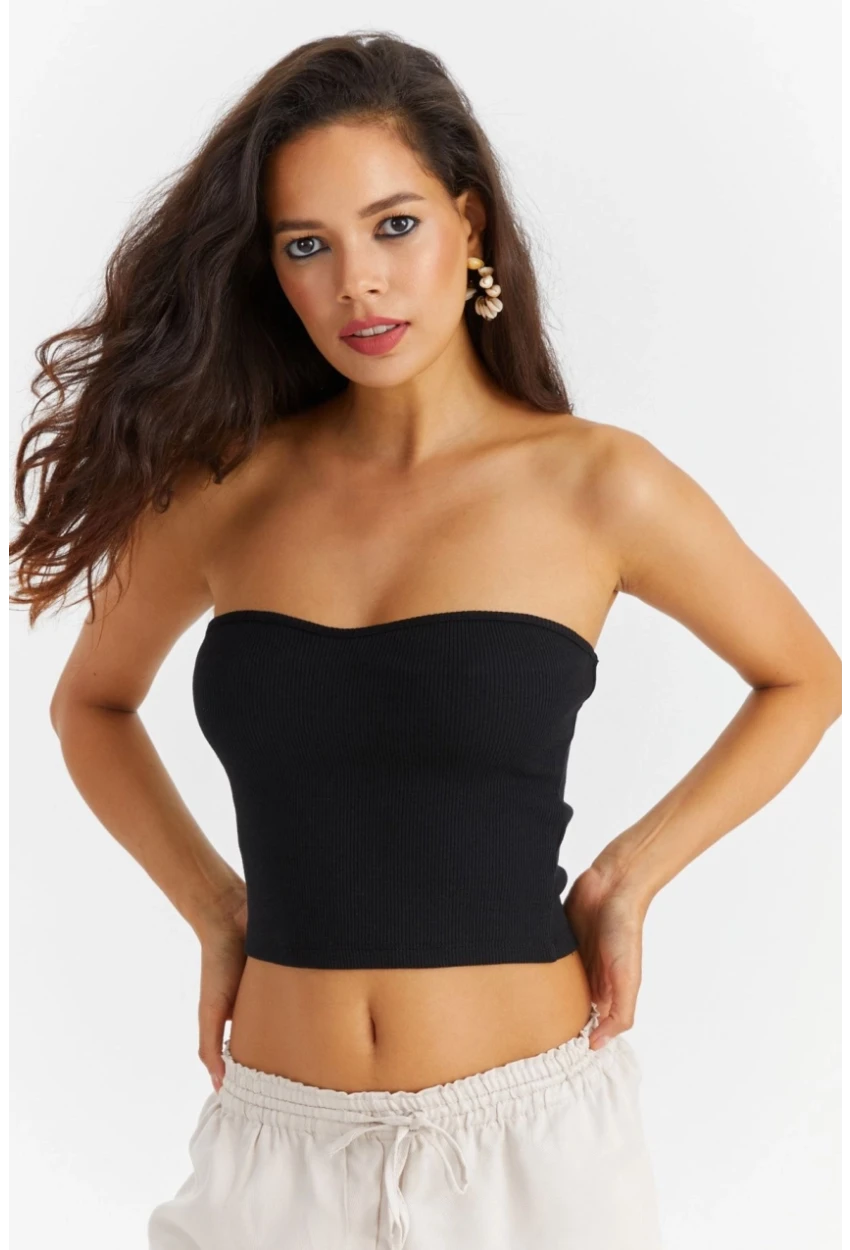 Kadın Siyah Kalp Yaka Crop Bluz Yİ2452