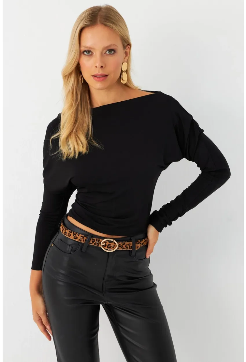 Kadın Siyah Kayık Yaka Bluz DMR382-1