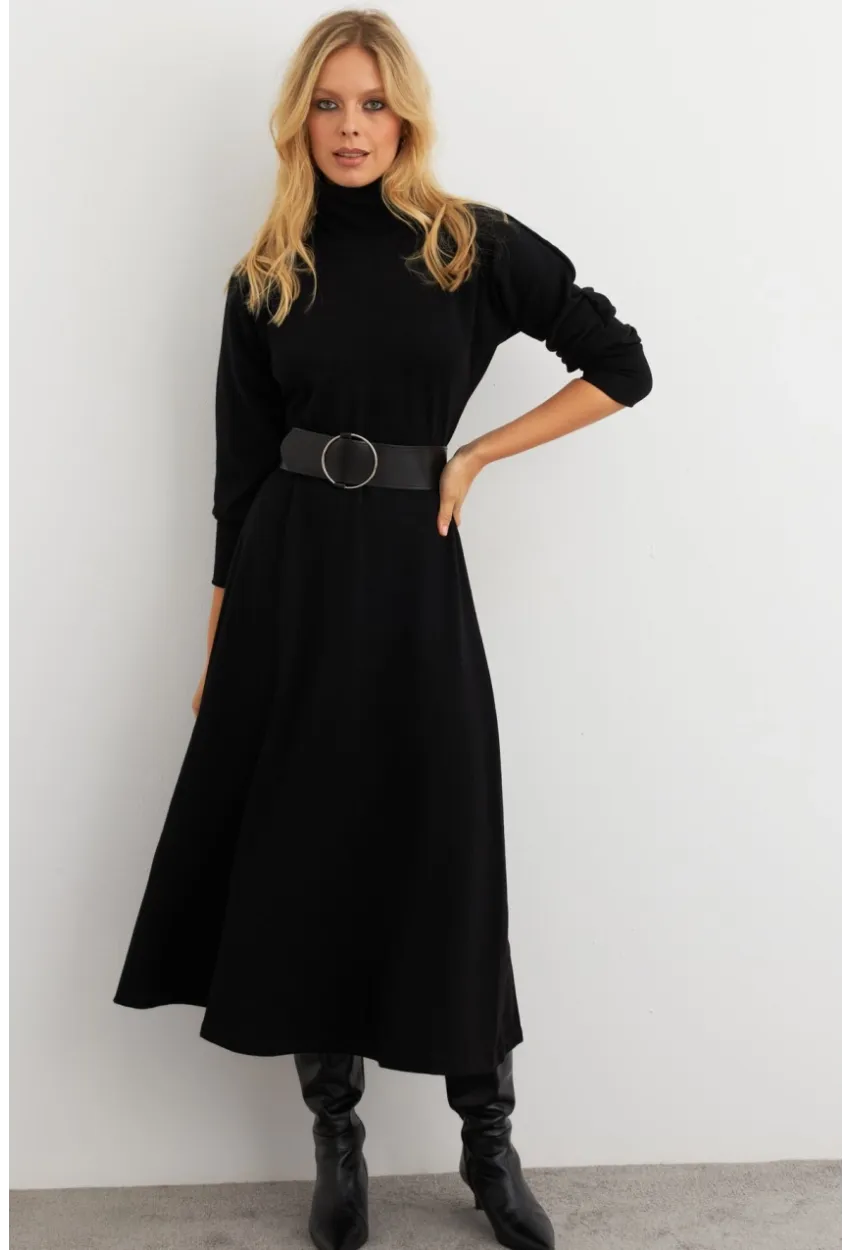 Kadın Siyah Kemerli Balıkçı Yaka Elbise MKSD992