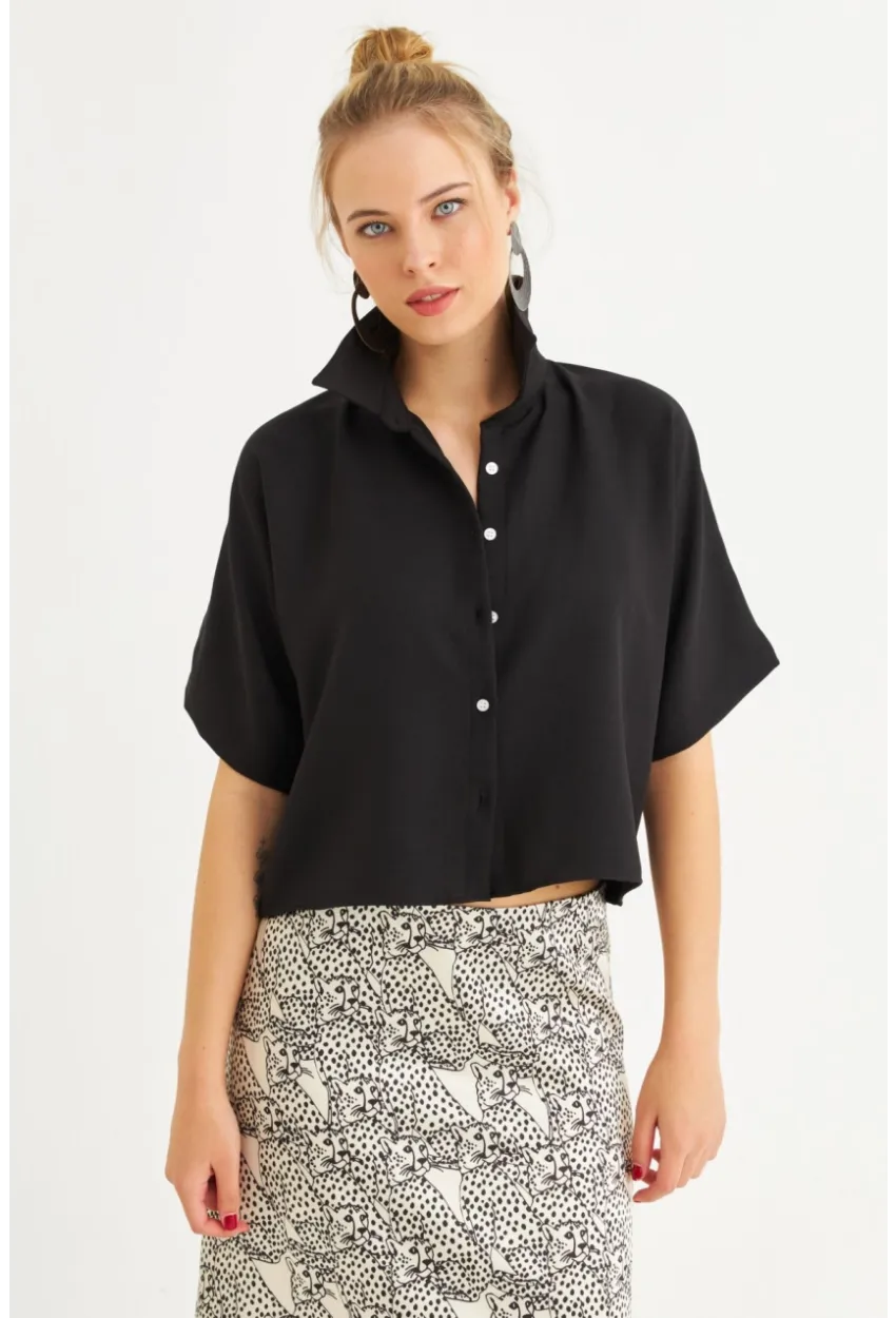Kadın Siyah Kısa Kollu Crop Gömlek CNG117