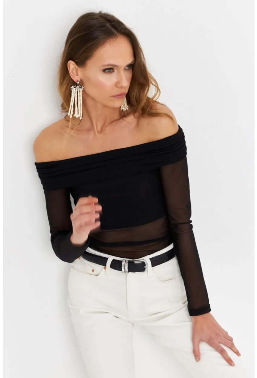 Kadın Siyah Madonna Yaka Tül Bluz MTK13241