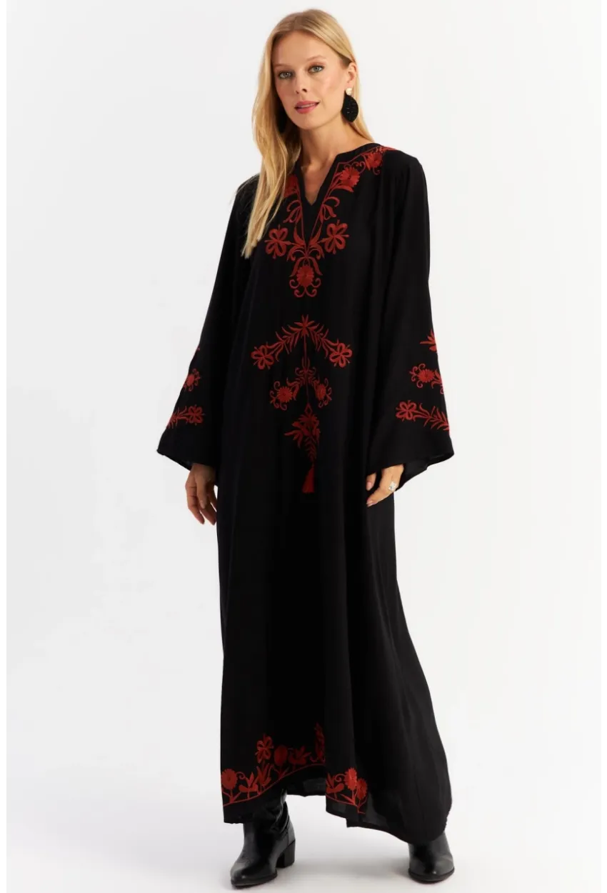Kadın Siyah Nakışlı Maxi Elbise ALO14