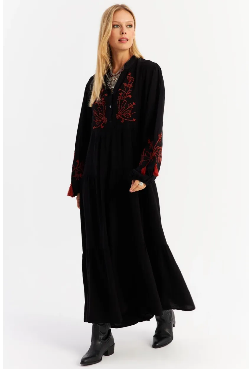 Kadın Siyah Nakışlı Volanlı Maxi Elbise MALO2