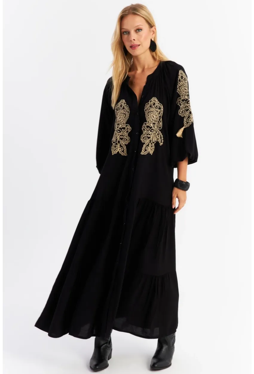Kadın Siyah Nakışlı Volanlı Maxi Elbise MALO7