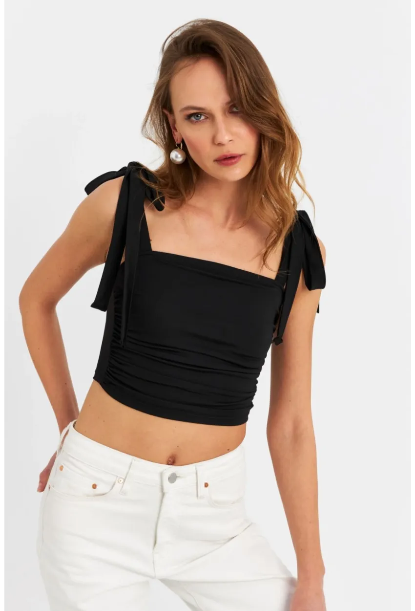 Kadın Siyah Omuz Bağlamalı Crop Bluz B5023-90
