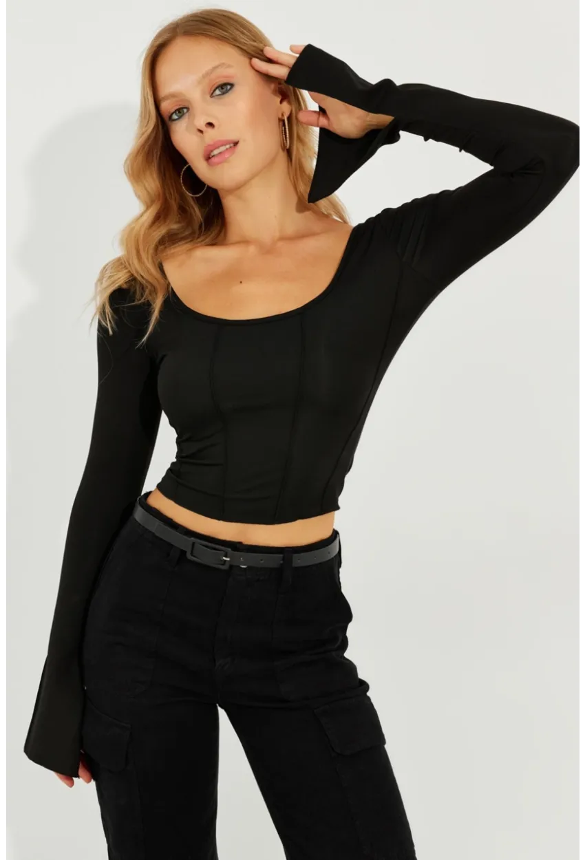 Kadın Siyah Ön Arka U Crop Bluz CG302