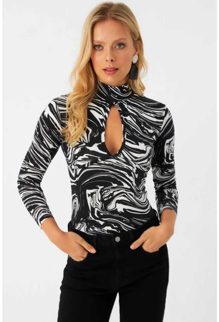 Kadın Siyah Önü Damla Desenli Bluz LPP1236