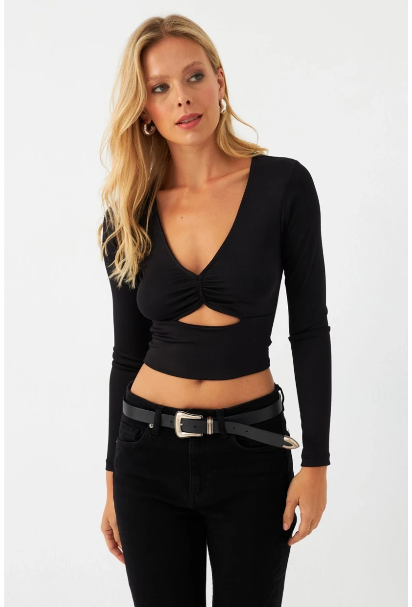 Kadın Siyah Önü Pencereli Crop Bluz AYD393