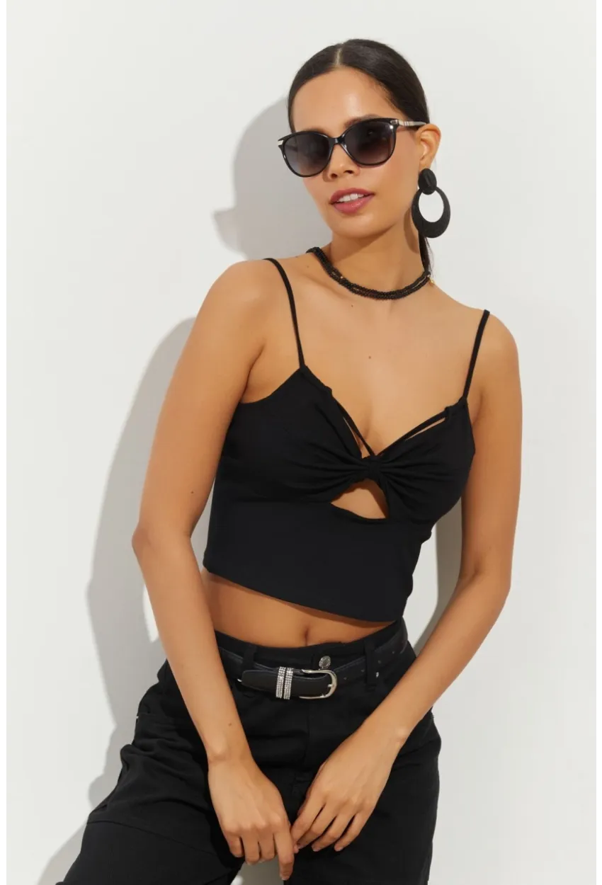 Kadın Siyah Pencereli Crop Bluz B2441