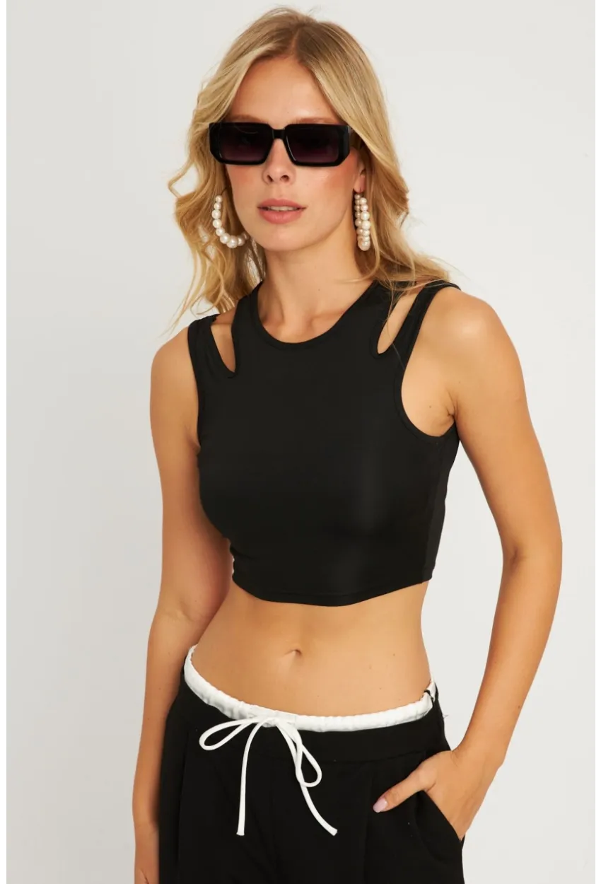 Kadın Siyah Pencereli Crop Bluz CG356