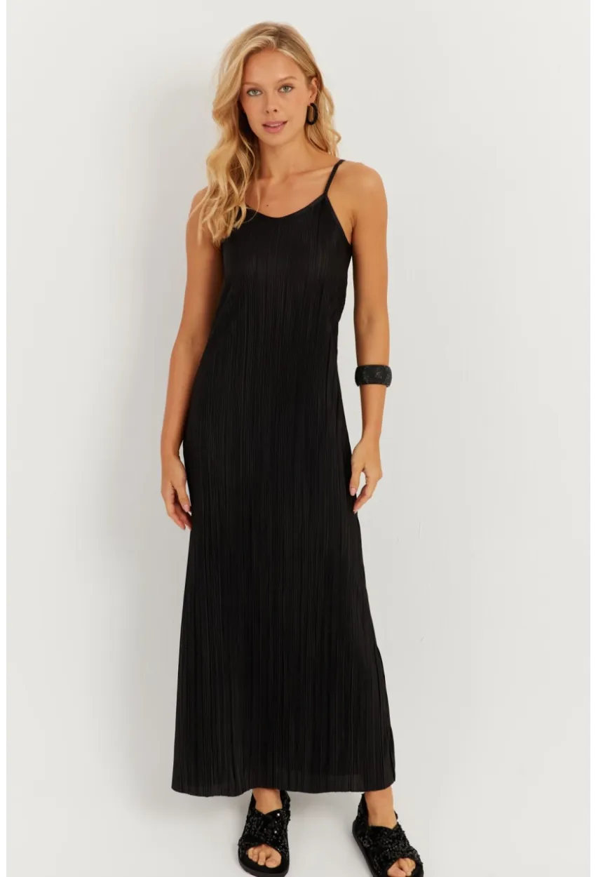 Kadın Siyah Piliseli Askılı Midi Elbise DMR296