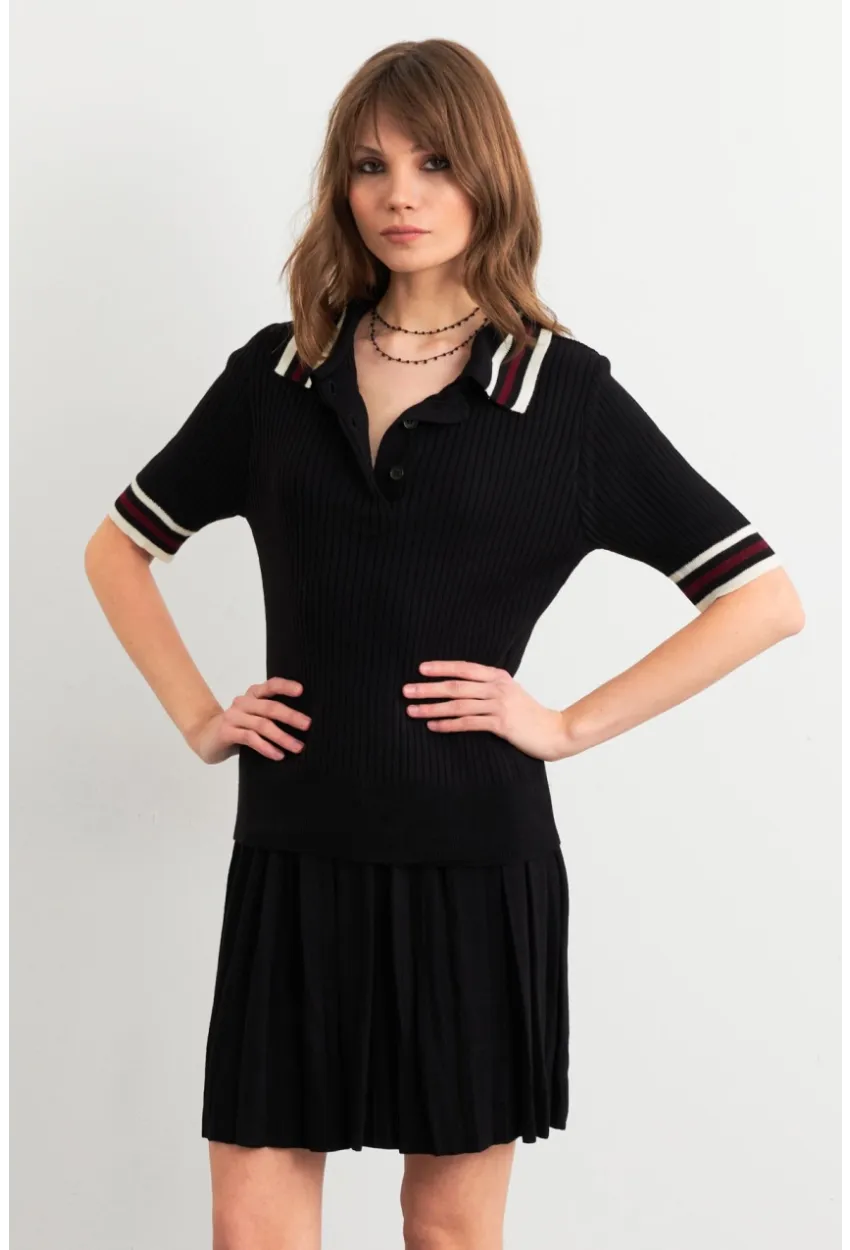 Kadın Siyah Polo Yaka Etekli Takım SF2558
