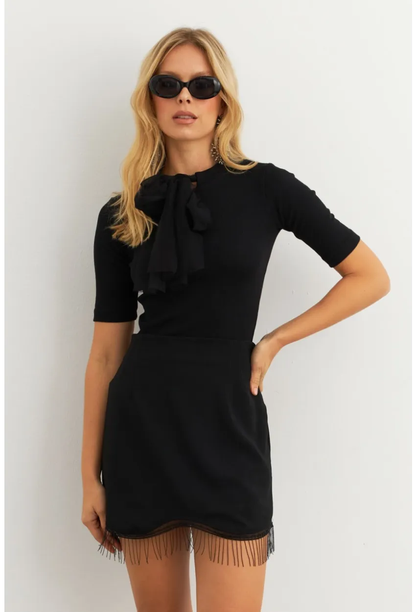 Kadın Siyah Püskül Detaylı Mini Etek KED24013