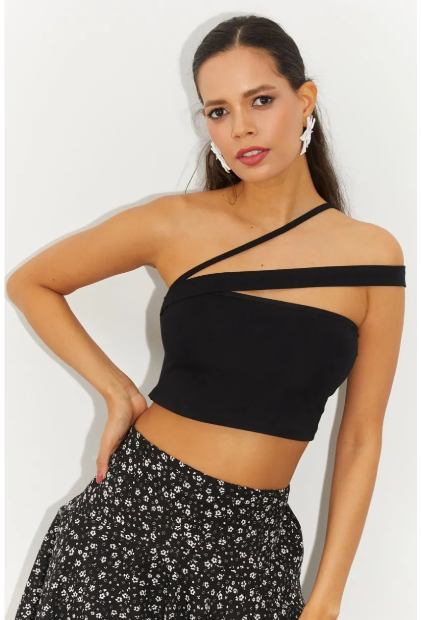 Kadın Siyah Sırtı Çapraz Crop Bluz B2550