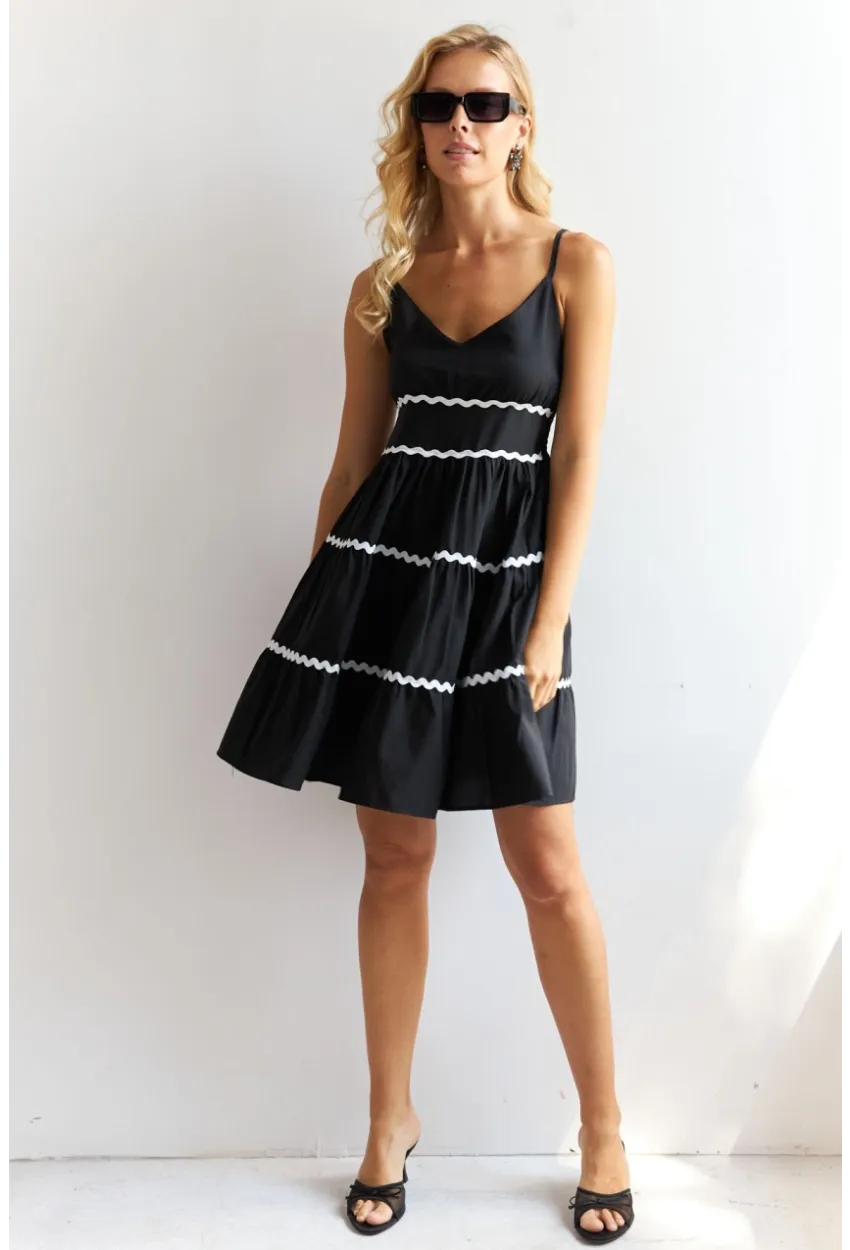 Kadın Siyah Sırtı Gipeli Biyeli Midi Elbise SF12791