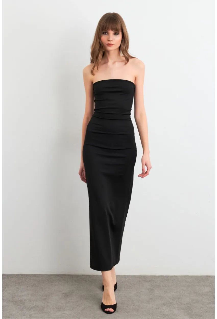 Kadın Siyah Straplez Yırtmaçlı Midi Elbise XC005