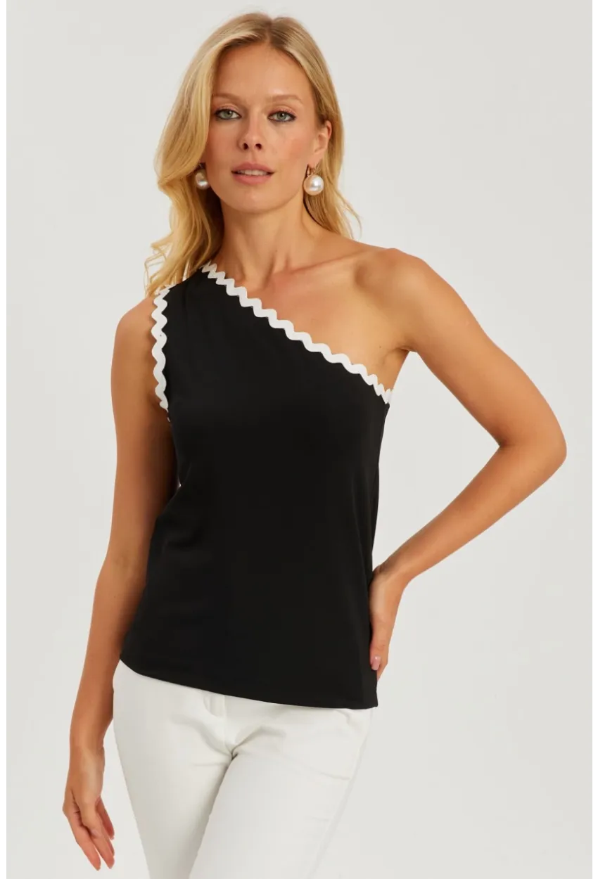 Kadın Siyah Tek Omuz Biyeli Bluz EY2792