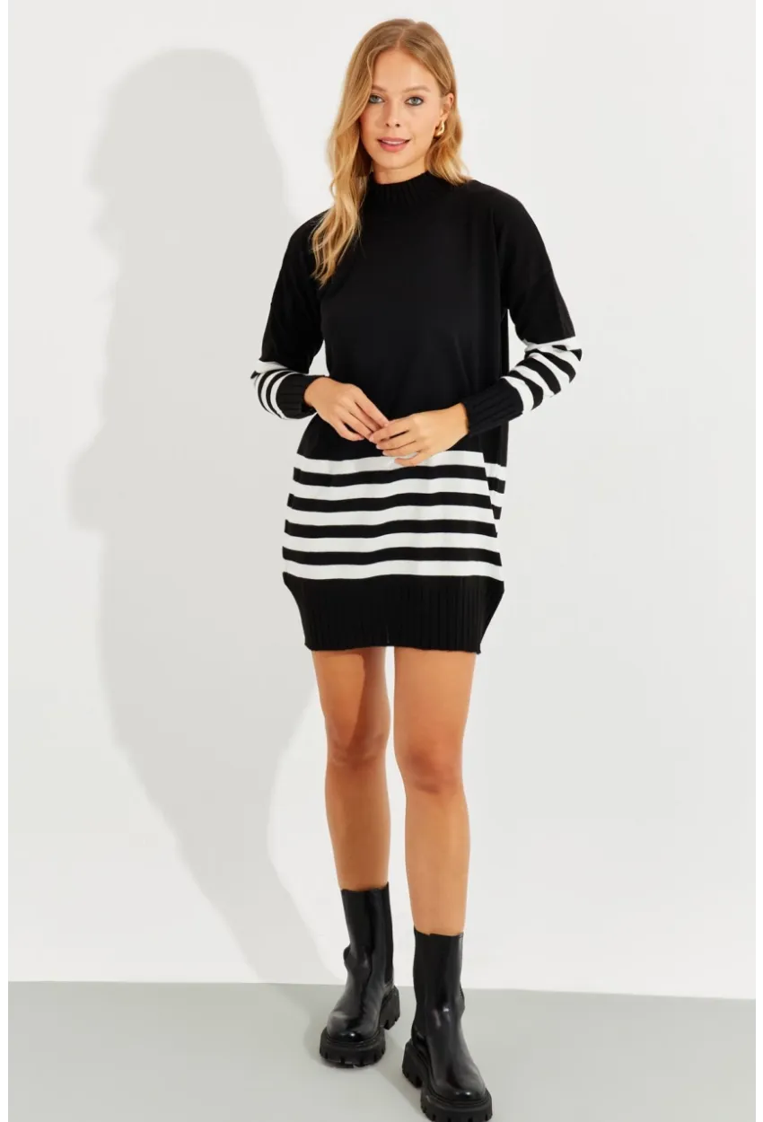 Kadın Siyah Triko Çizgili Tunik YV202