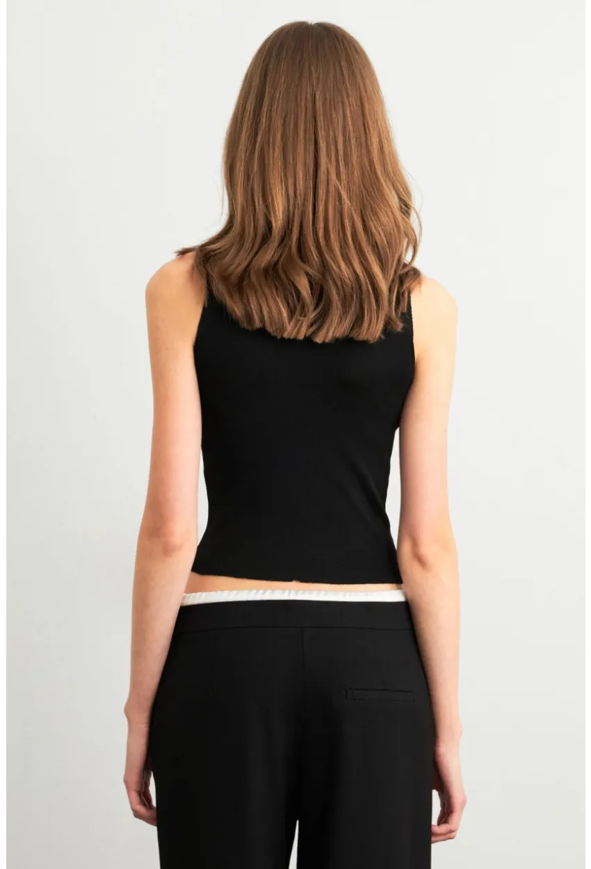 Kadın Siyah Triko Kolsuz Bluz YV305