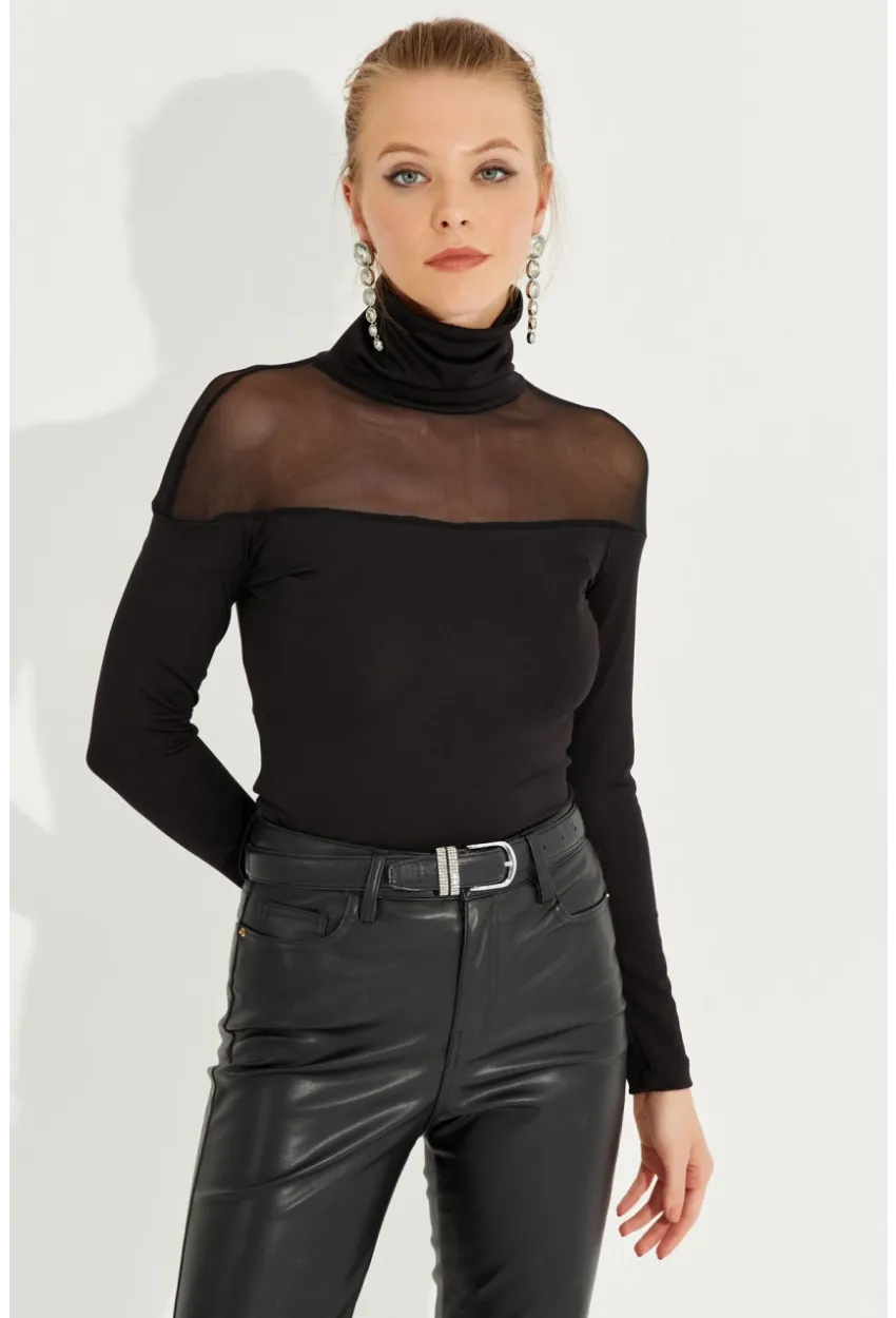 Kadın Siyah Tül Detaylı Balıkçı Bluz MEY2607