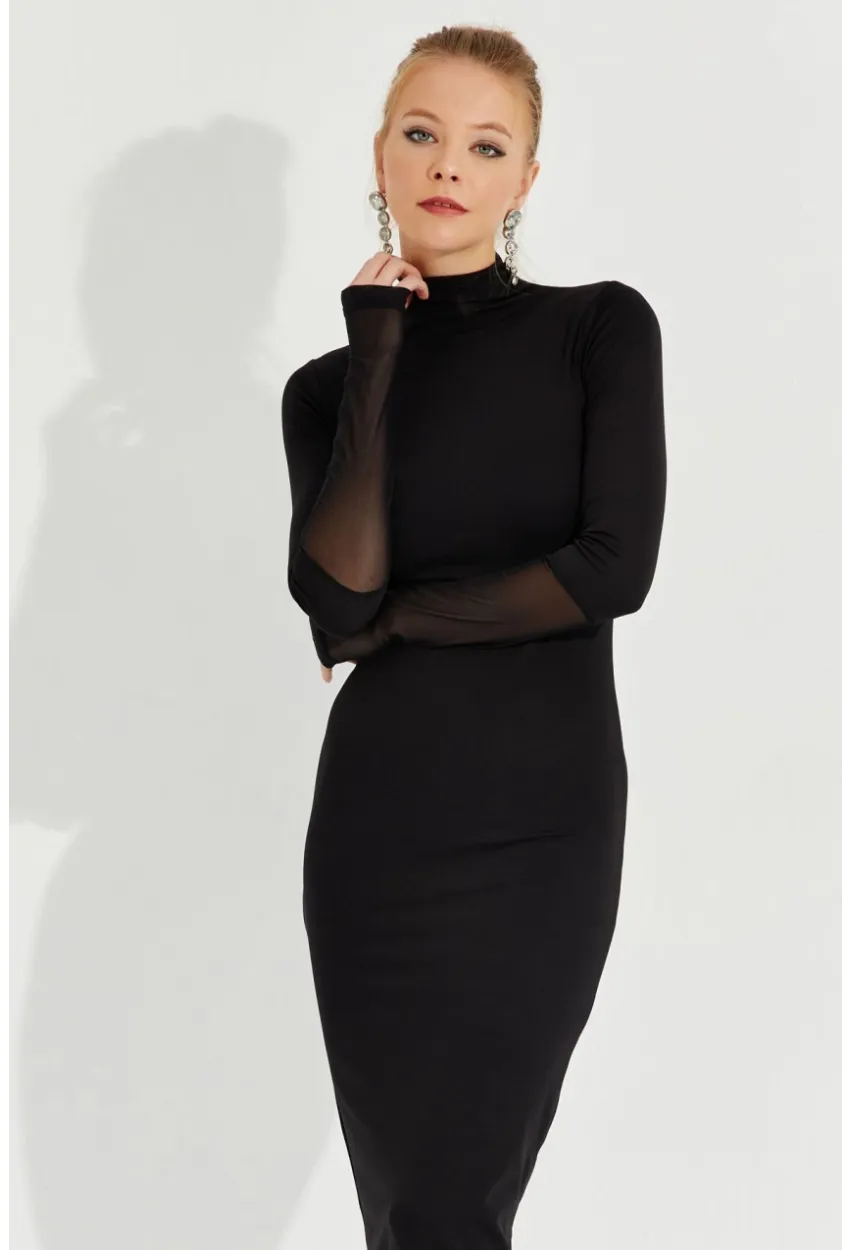 Kadın Siyah Tül Detaylı Eldivenli Midi Elbise MEY2600