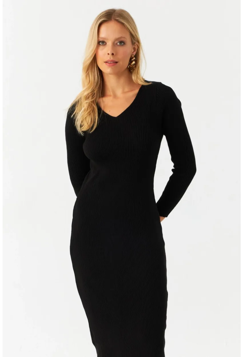 Kadın Siyah V Yaka Triko Midi Elbise YİL560