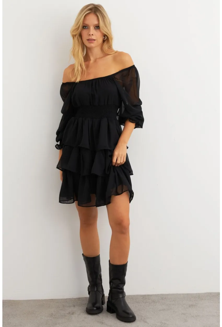 Kadın Siyah Volanlı Şifon Mini Elbise KSD2831