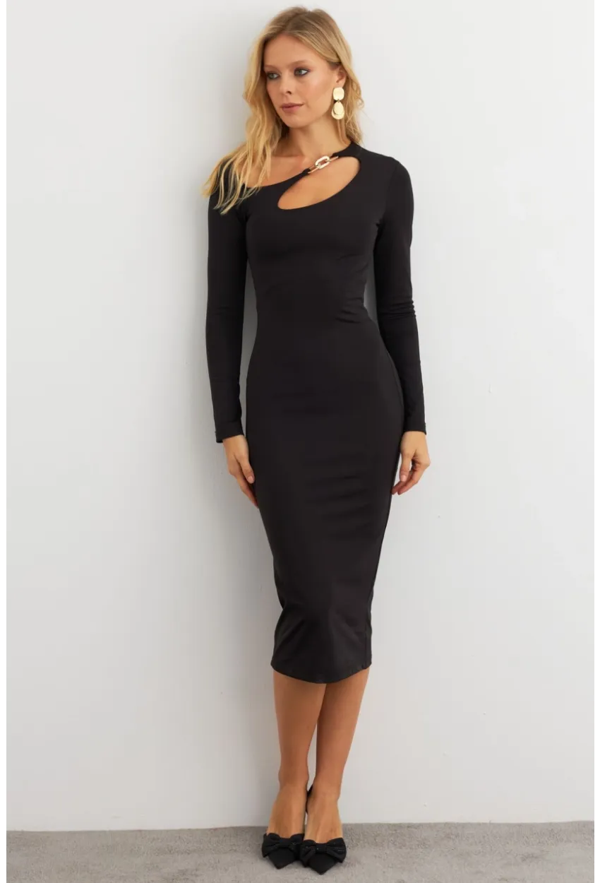 Kadın Siyah Yaka Aksesuarlı Midi Elbise KED7041