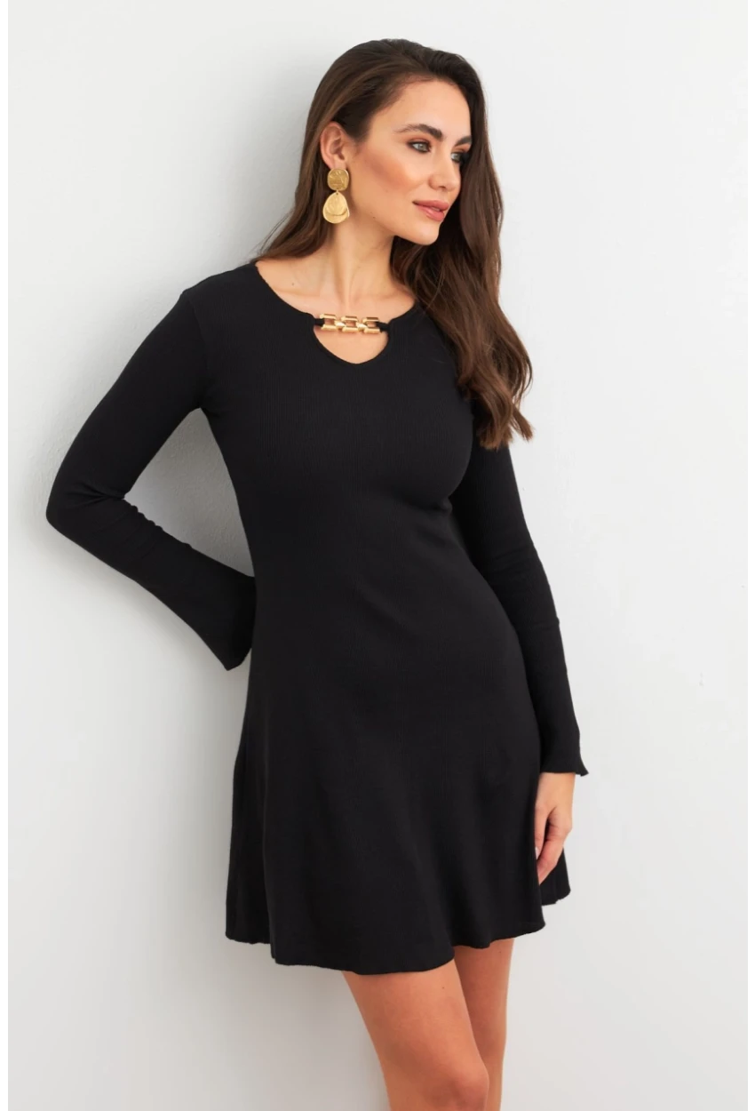Kadın Siyah Yakası Aksesuarlı Mini Elbise FRY2267
