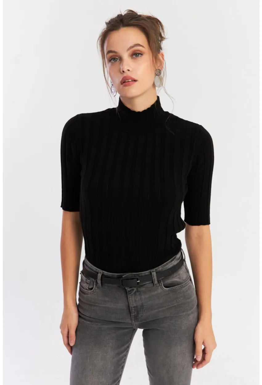 Kadın Siyah Yarım Balıkçı Triko Bluz YV287