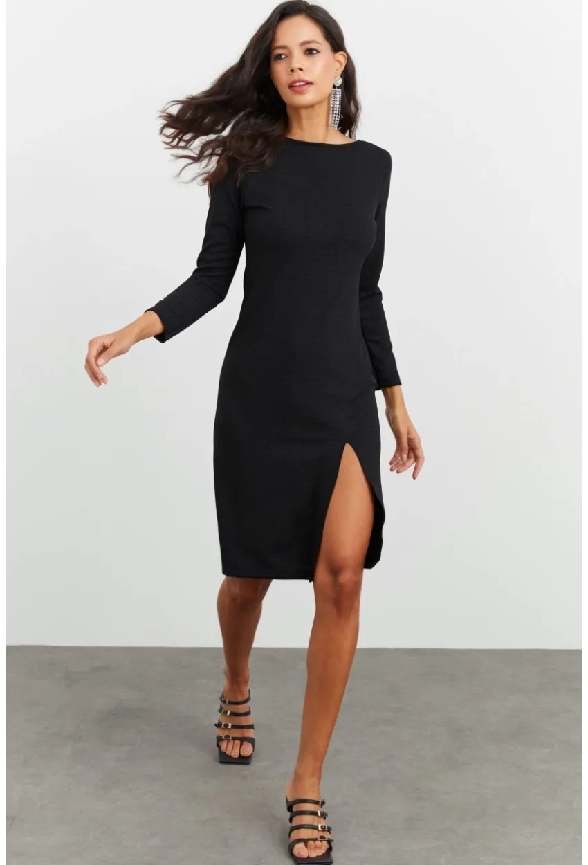 Kadın Siyah Yırtmaçlı Elbise BK1560