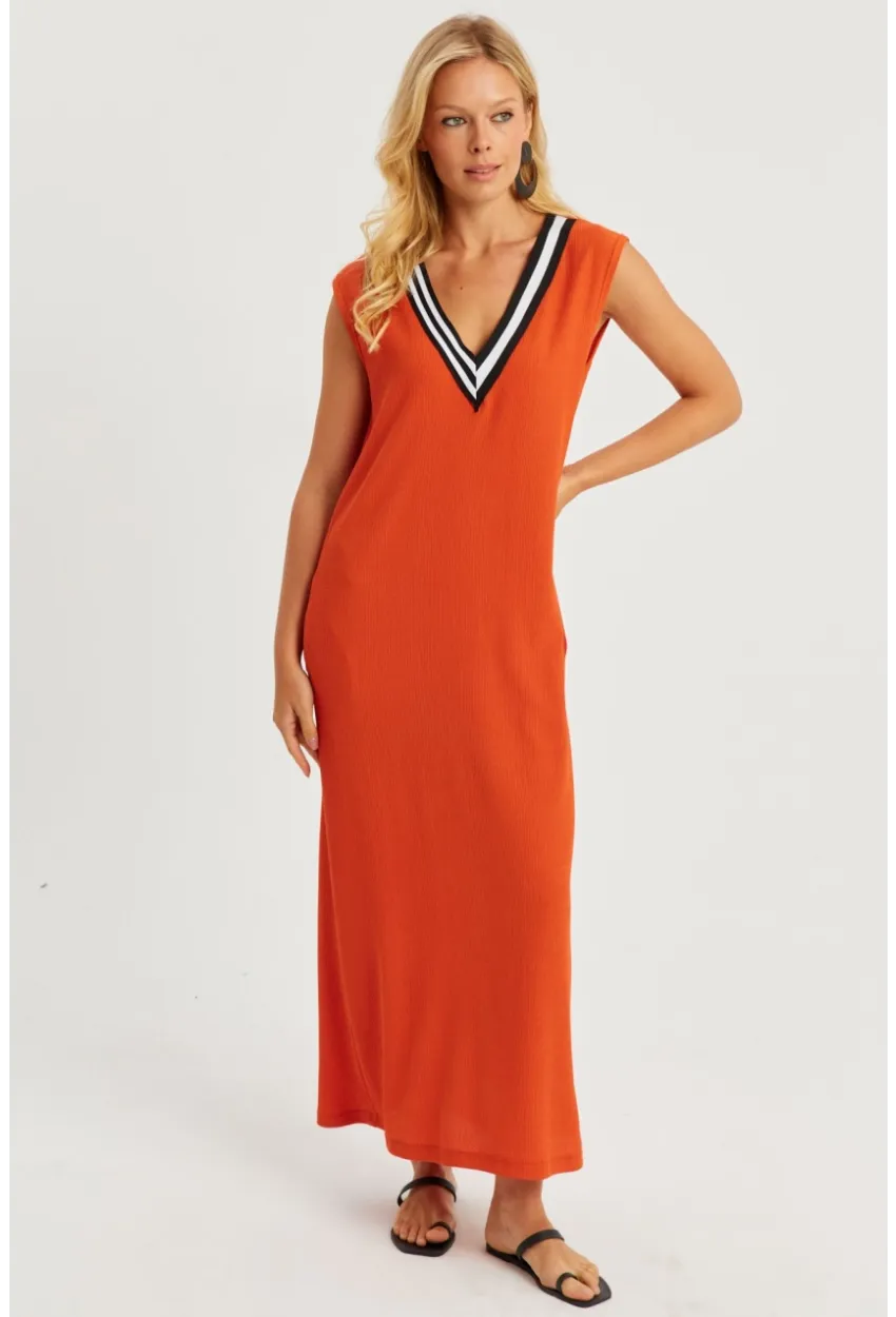 Kadın Turuncu V Yaka Bloklu Maxi Elbise EY2779