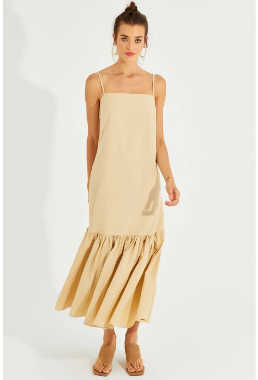Kadın Vanilya Eteği Volanlı Askılı Midi Elbise MEN2001