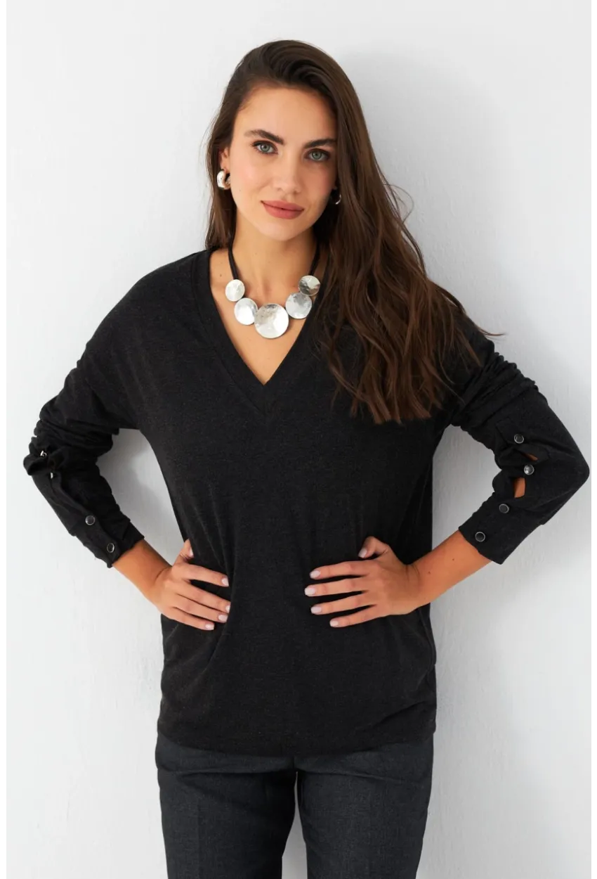 Kadın Antrasit Düğme Detaylı V Yaka Bluz EY2982