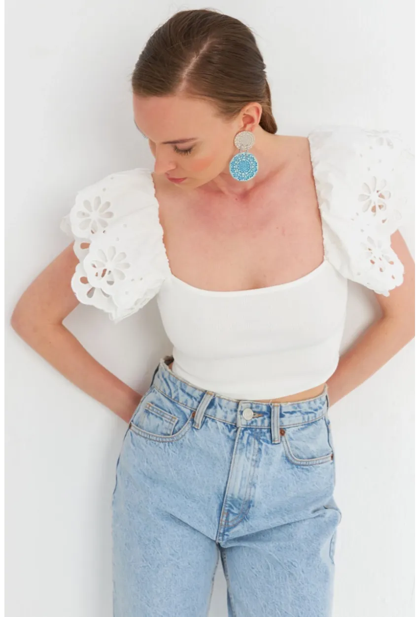 Kadın Beyaz Brode Crop Bluz TPG08