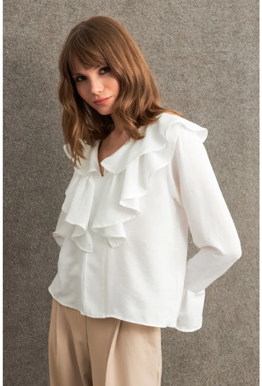 Kadın Beyaz Fırfırlı Bluz FS9338