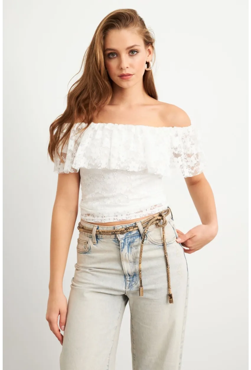 Kadın Beyaz Madonna Yaka Dantel Bluz MTK13549