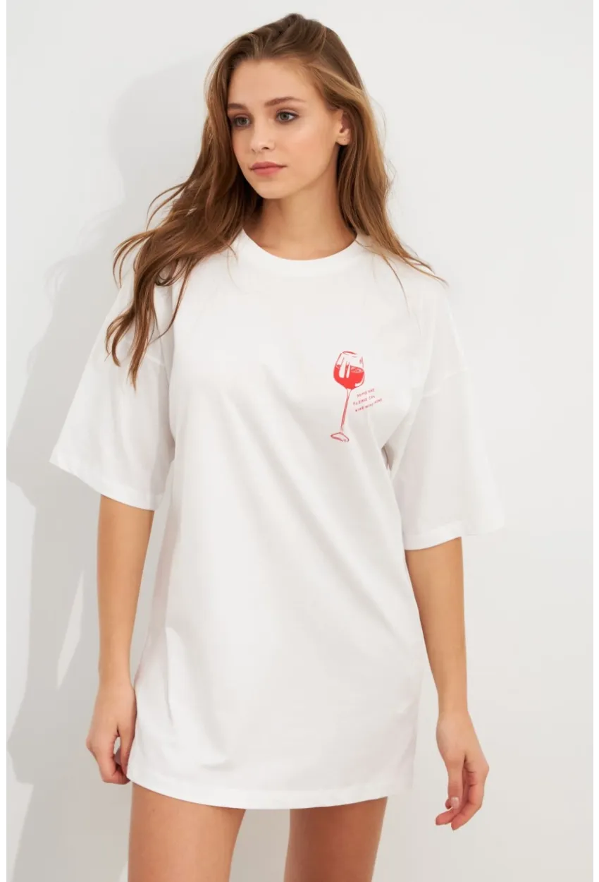 Kadın Beyaz Oversize Pijama T-Shirt TPG14