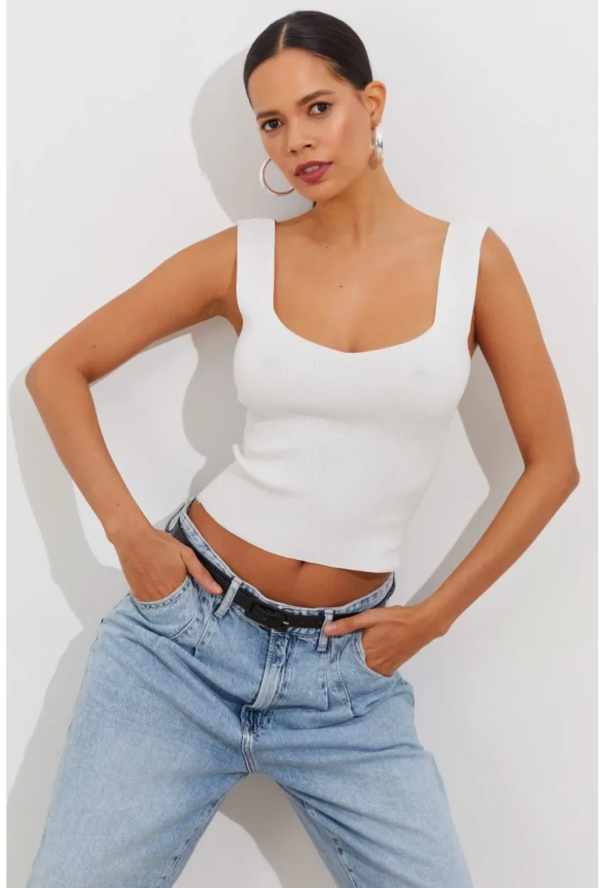 Kadın Beyaz Triko Atlet YV117