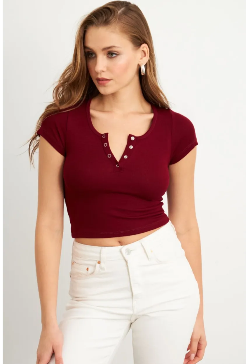 Kadın Bordo Önü Düğmeli Basic T-Shirt TOP07