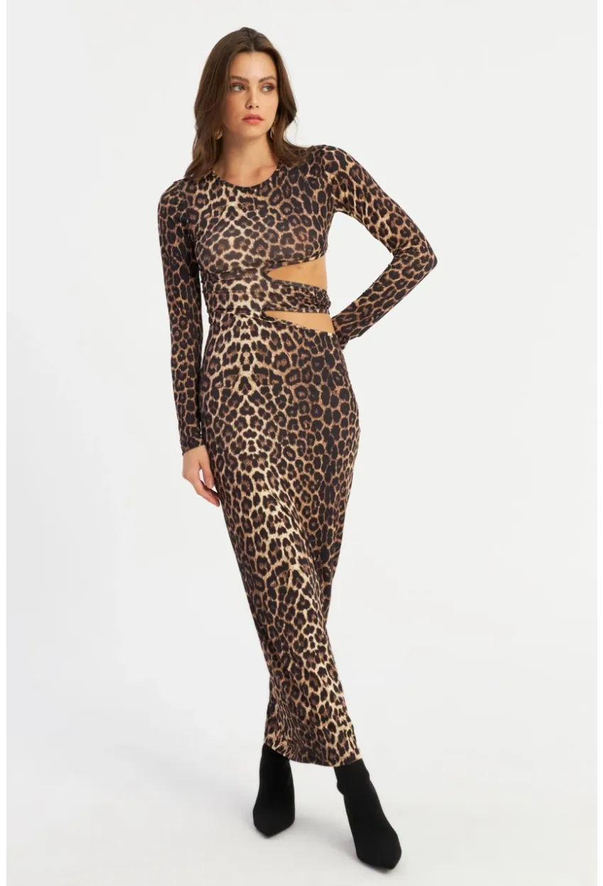 Kadın Camel-Siyah Dekolteli Leopar Maxi Yılbaşı Elbise LİK9