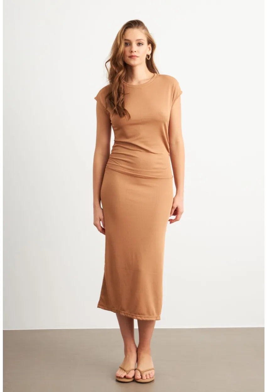 Kadın Camel Yanları Büzgülü Midi Elbise MK35