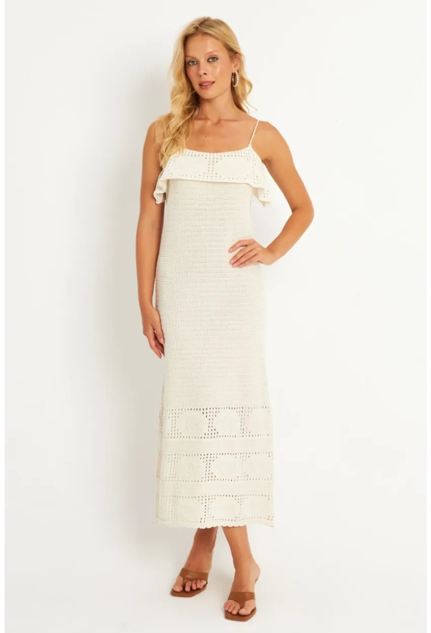 Kadın Ekru Ajurlu Triko Midi Elbise HC1569