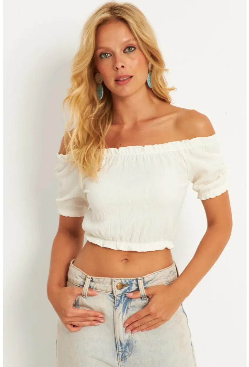 Kadın Ekru Bürümcük Crop Bluz KAZ10